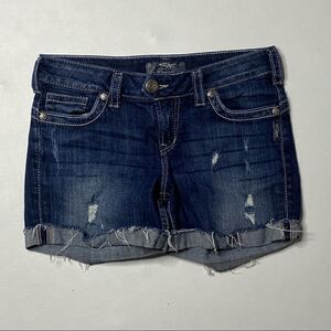 Silver Jean Co | Camden Rose Raw Hem Denim Shorts